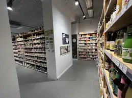 591-biocoop-lyon-mermoz-magasin-bio-epicerie-bocaux-legume-plat-cuisine-biologique-alimentation.webp