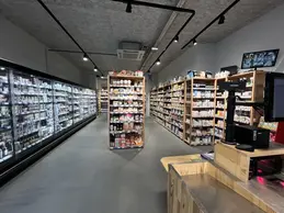 591-biocoop-lyon-mermoz-magasin-bio-epicerie-prix-accessible-produit-frais-biscuit-dessert-boisson-sans.webp