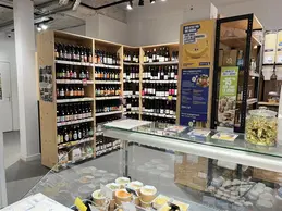 591-biocoop-lyon-mermoz-magasin-bio-prix-accessible-engage-vin-biere-local-brasserie.webp